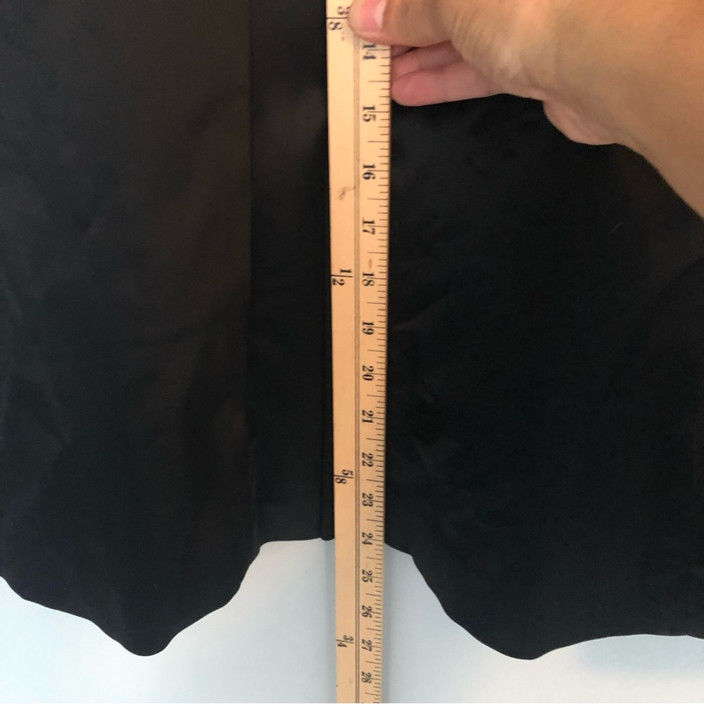 Theory Black Satin Fit and Flare Skirt Sz. 4 - Picture 4 of 10